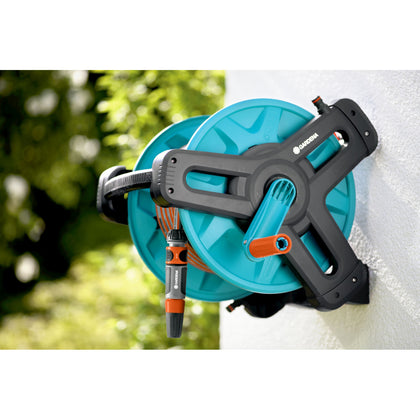 Portamanguera Con Set De Riego Gardena