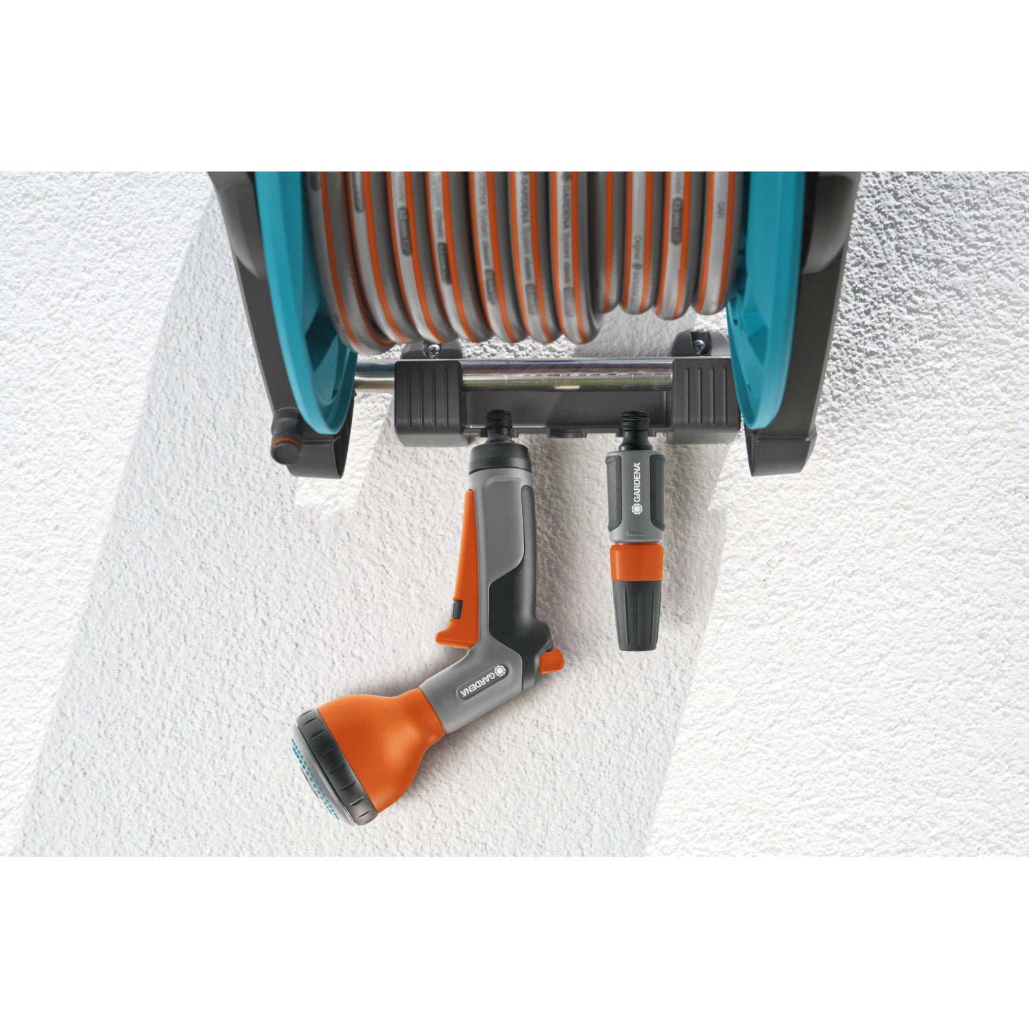 Portamanguera Con Set De Riego Gardena