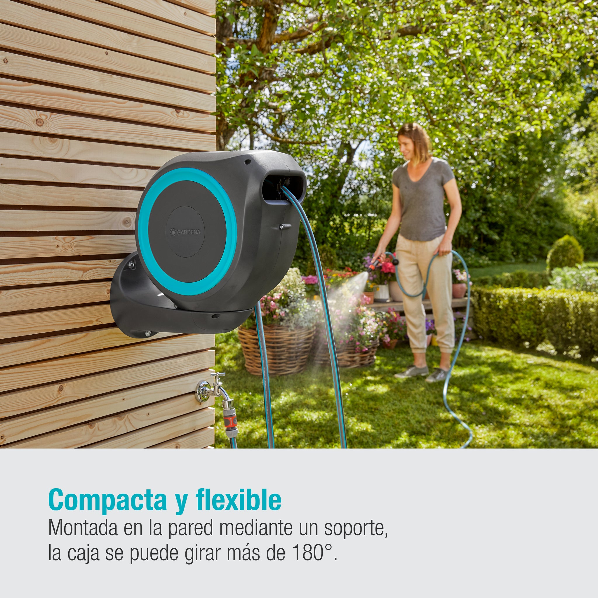 Soporte portamanguera mural  Auto Rollup 15M Gardena